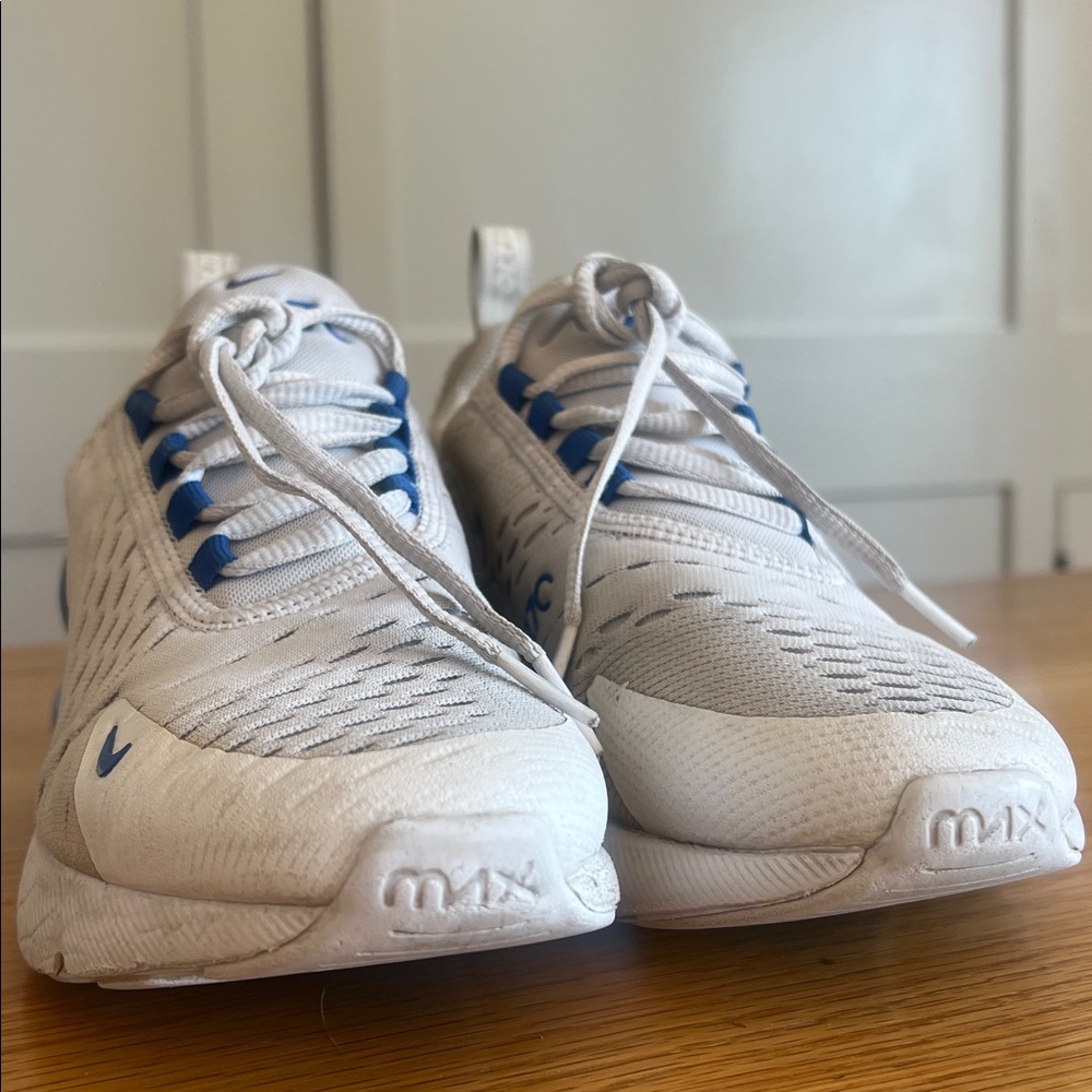 Nike Air Max 270 - Picture 5 of 9